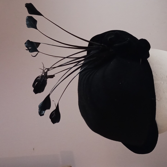 Gorgeous Authentic 1950s-60s  Vintage Facinator Hat Feather Details ⚜️👑⚜️ - Picture 5 of 8